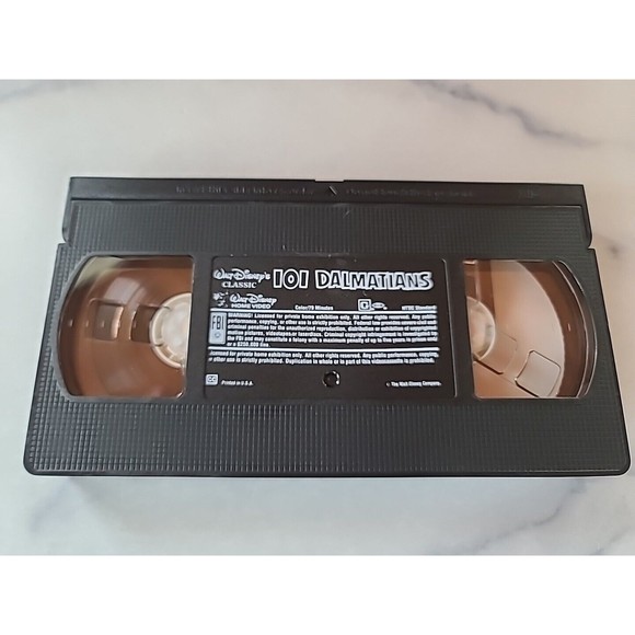 101 Dalmatians (VHS, 1992) - Picture 3 of 10